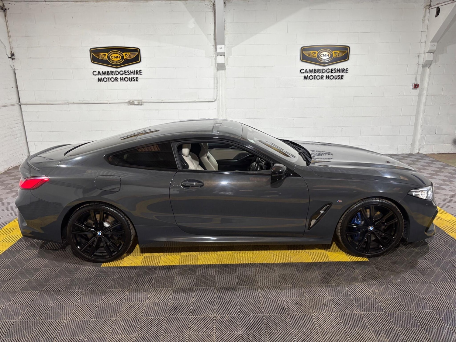 Used BMW 8 Series 2018 for sale - 76122484: Photo 15