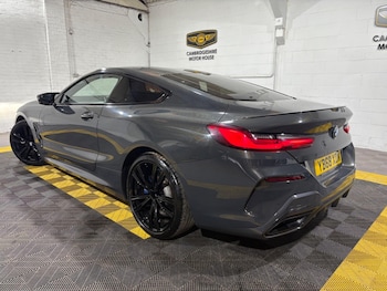 Used BMW 8 Series 2018 for sale - 76122484: Photo 2