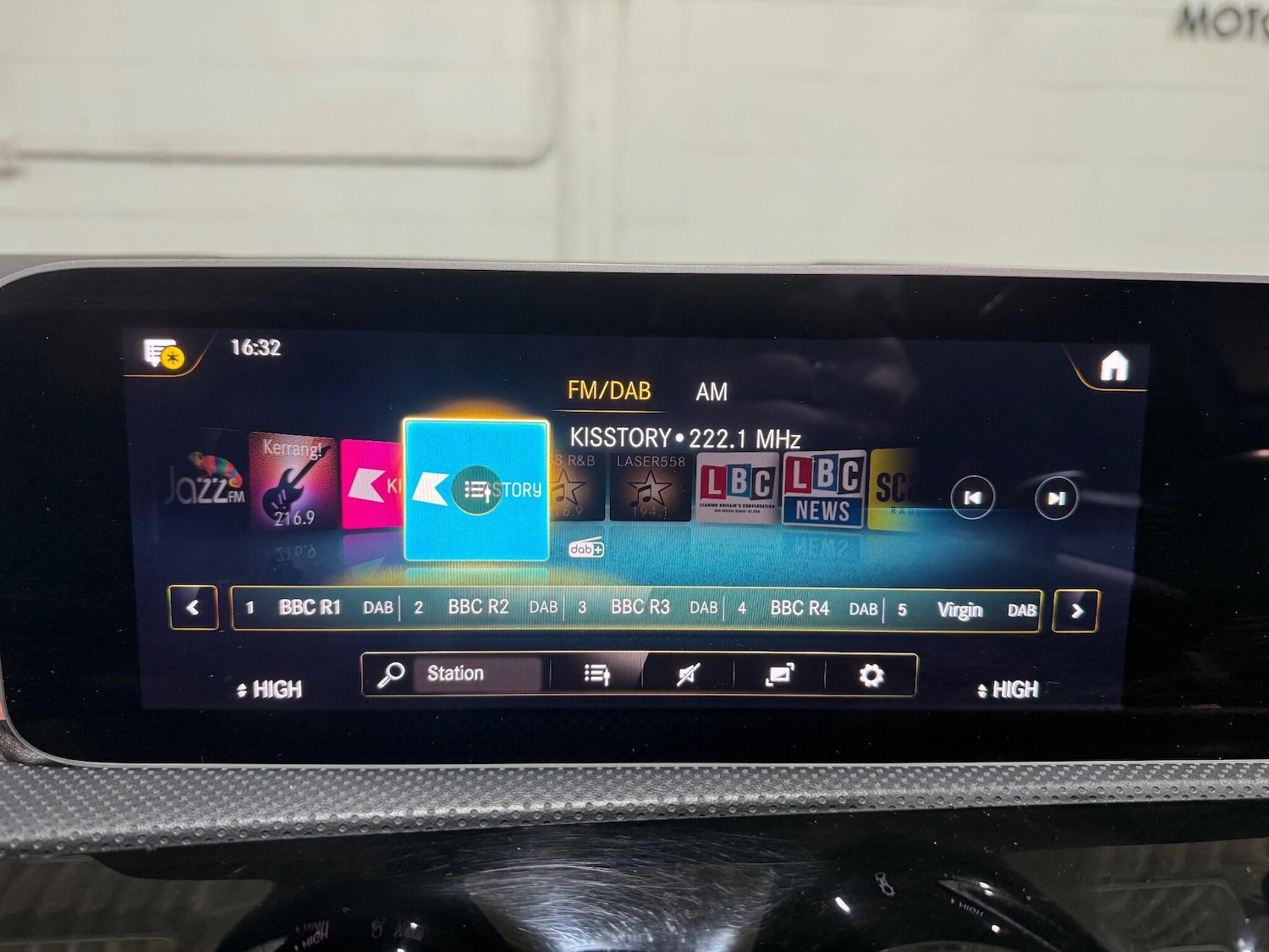 Used Mercedes-Benz A-Class 2019 for sale - 76657340: Photo 21