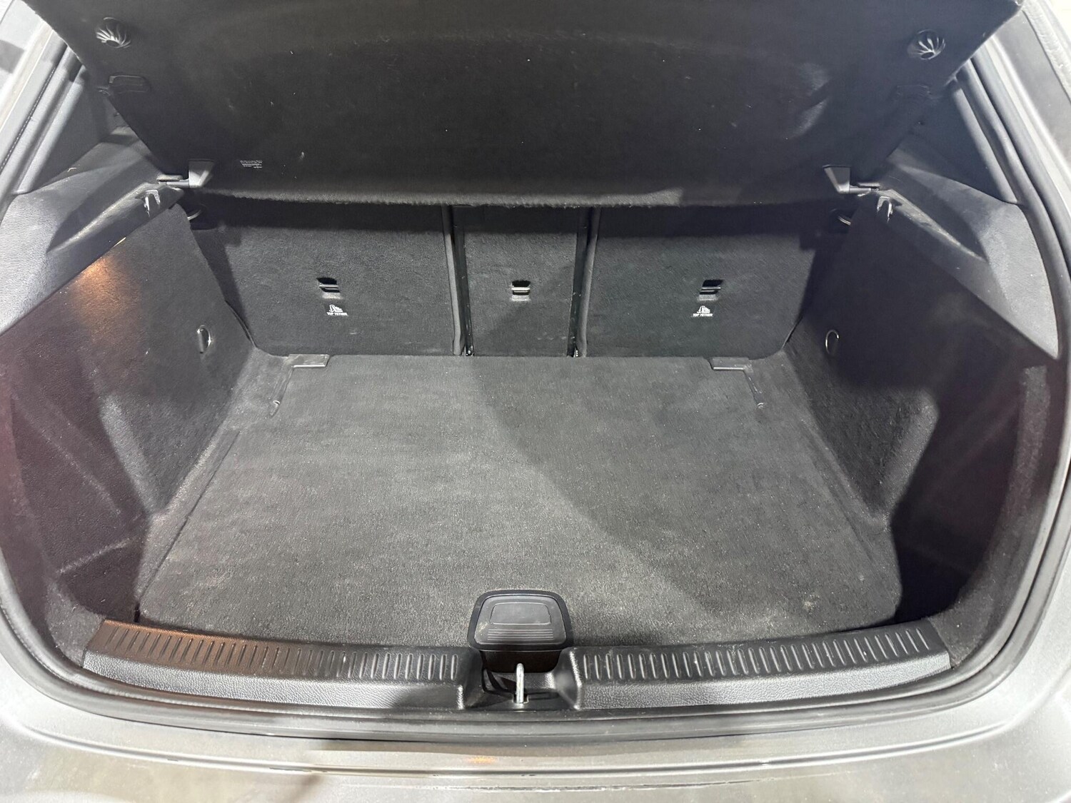 Used Mercedes-Benz A-Class 2019 for sale - 76657340: Photo 74