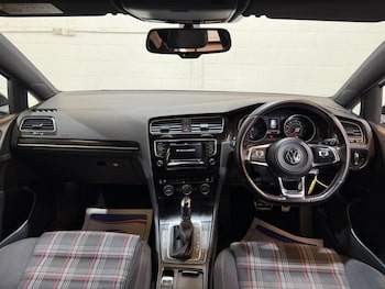 Used Volkswagen Golf 2015 for sale - 75493388: Photo