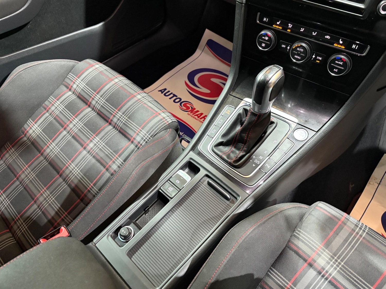 Used Volkswagen Golf 2017 for sale - 77050168: Photo 26