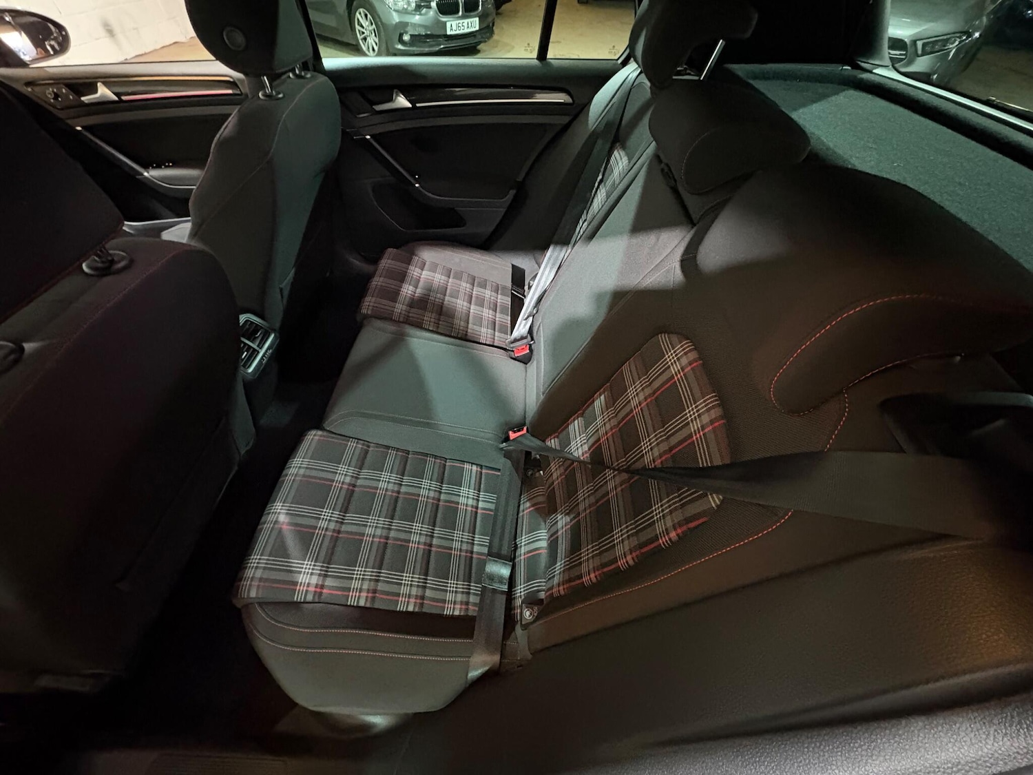 Used Volkswagen Golf 2017 for sale - 77050168: Photo 52