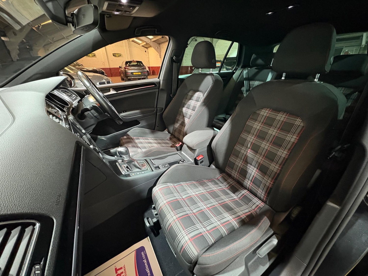 Used Volkswagen Golf 2017 for sale - 77050168: Photo 60