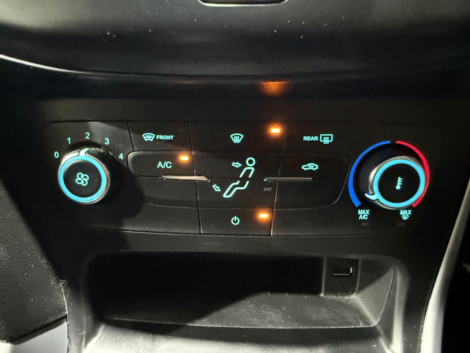 Used Ford Focus 2017 for sale - 76499879: Photo 17