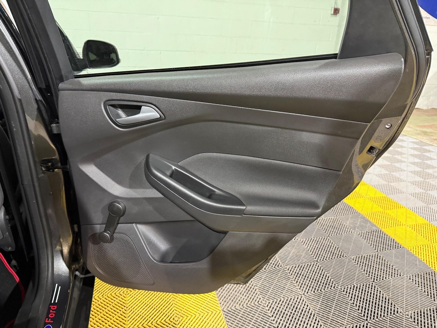 Used Ford Focus 2017 for sale - 76499879: Photo 43