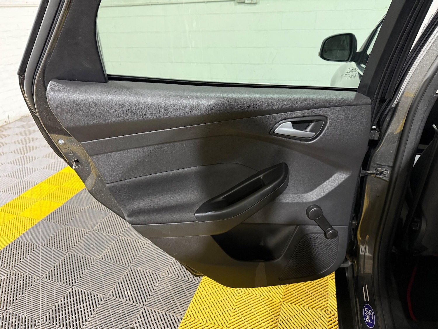 Used Ford Focus 2017 for sale - 76499879: Photo 48