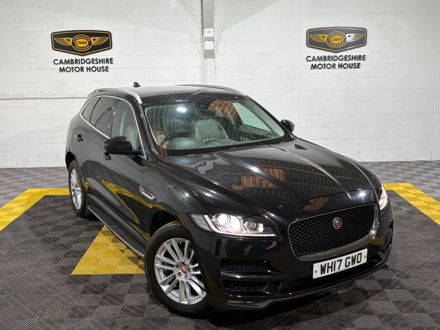 Used Jaguar F-Pace 2017 for sale - 76179801: Photo 24