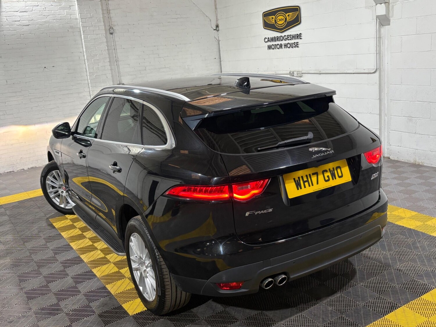 Used Jaguar F-Pace 2017 for sale - 76179801: Photo 30