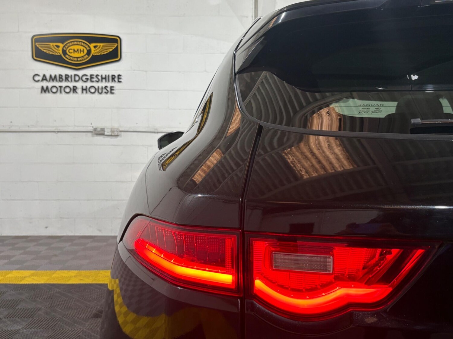 Used Jaguar F-Pace 2017 for sale - 76179801: Photo 57