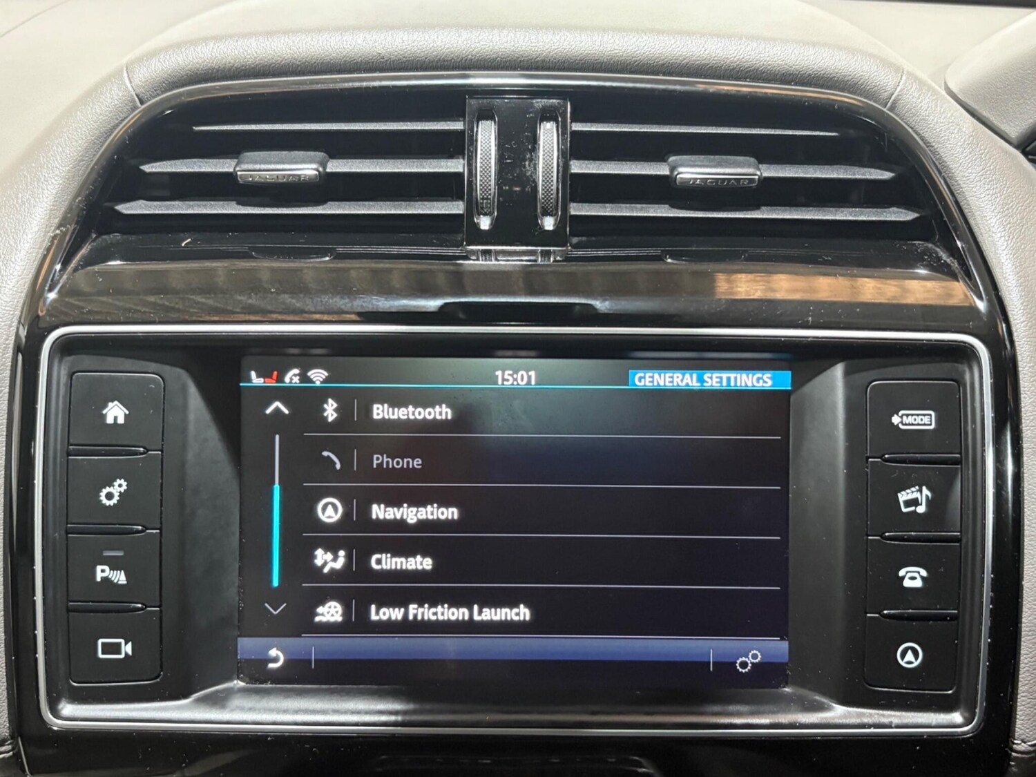 Used Jaguar F-Pace 2017 for sale - 76179801: Photo 63