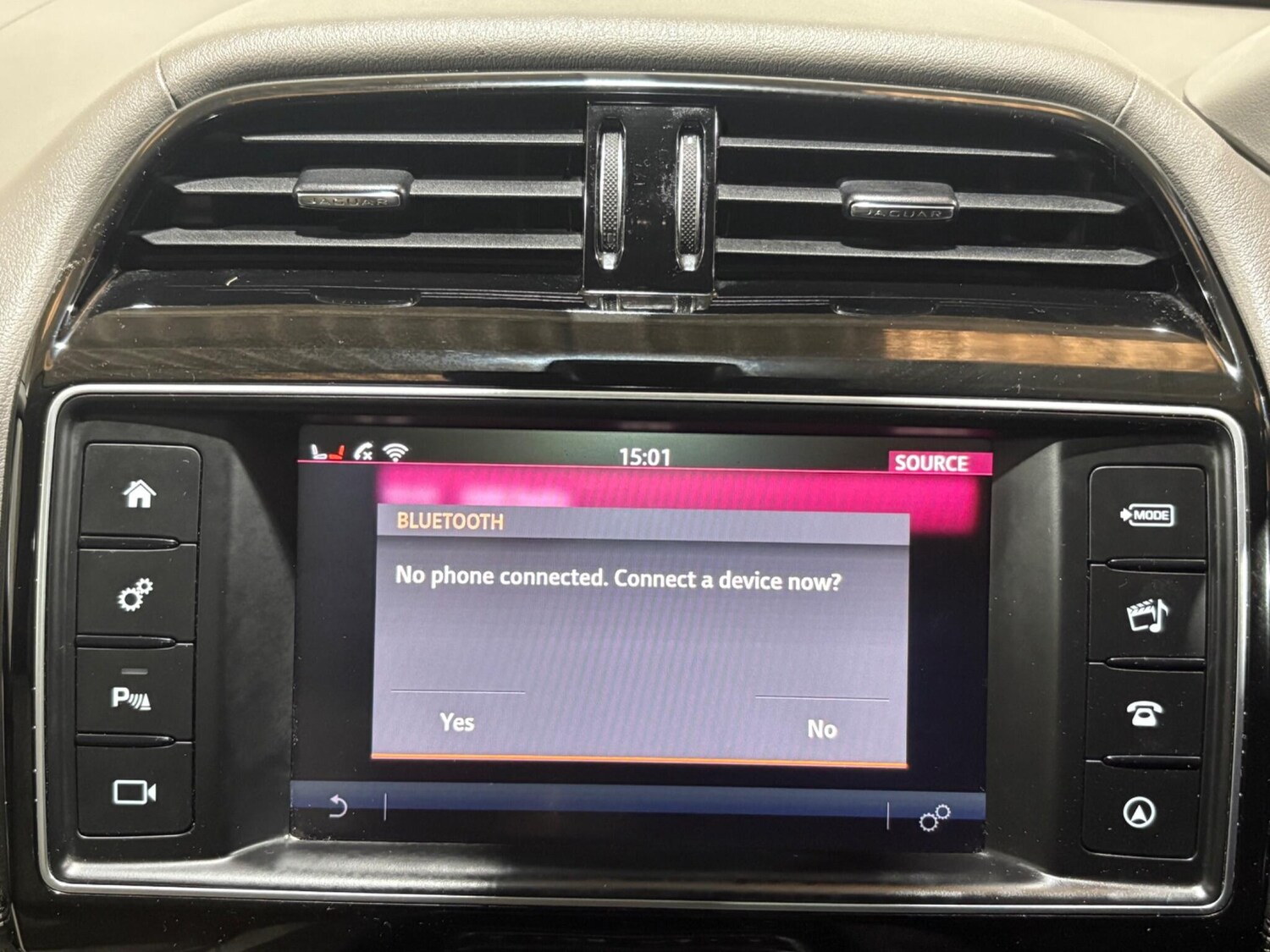 Used Jaguar F-Pace 2017 for sale - 76179801: Photo 64