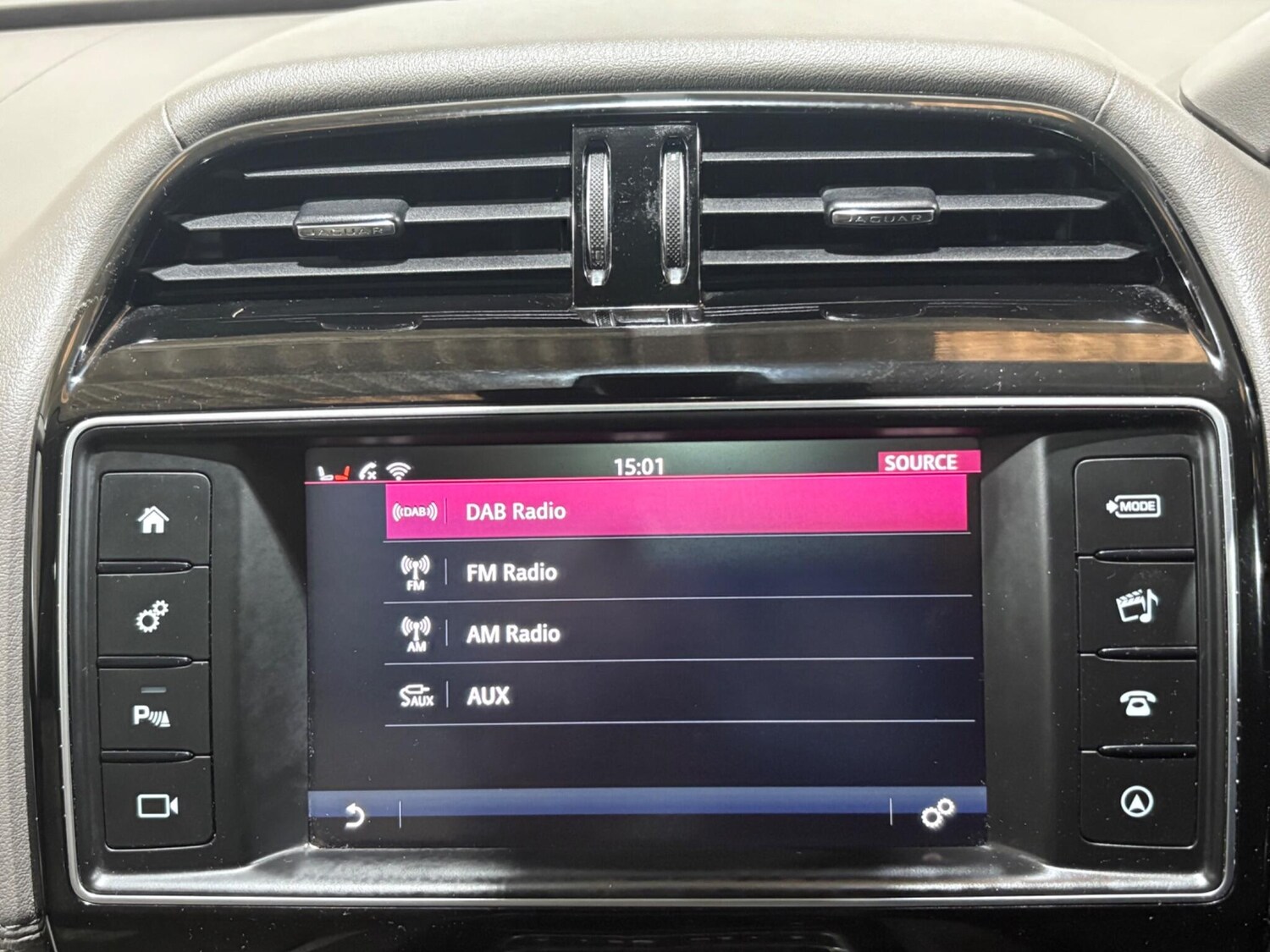 Used Jaguar F-Pace 2017 for sale - 76179801: Photo 65