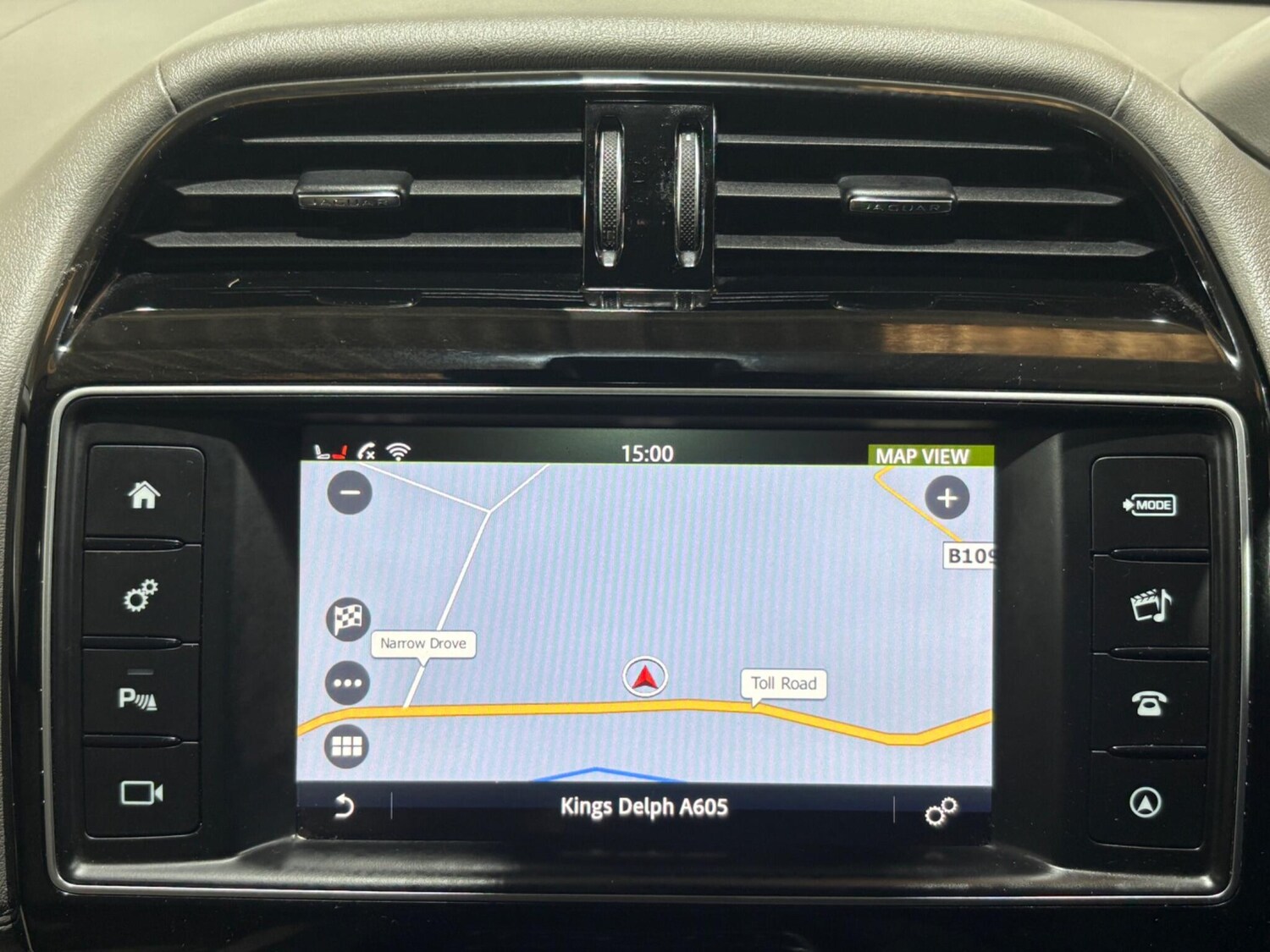 Used Jaguar F-Pace 2017 for sale - 76179801: Photo 66