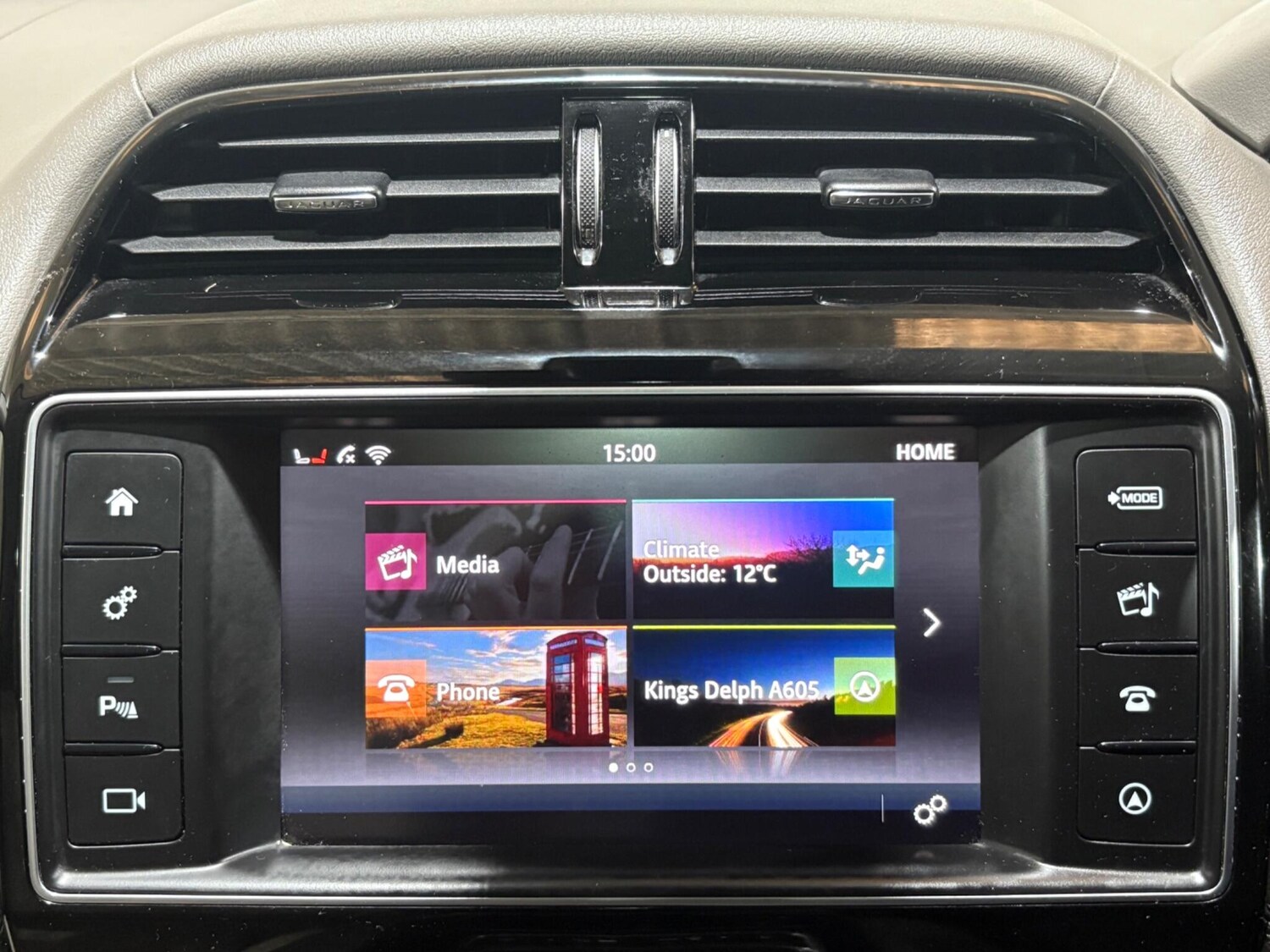 Used Jaguar F-Pace 2017 for sale - 76179801: Photo 67