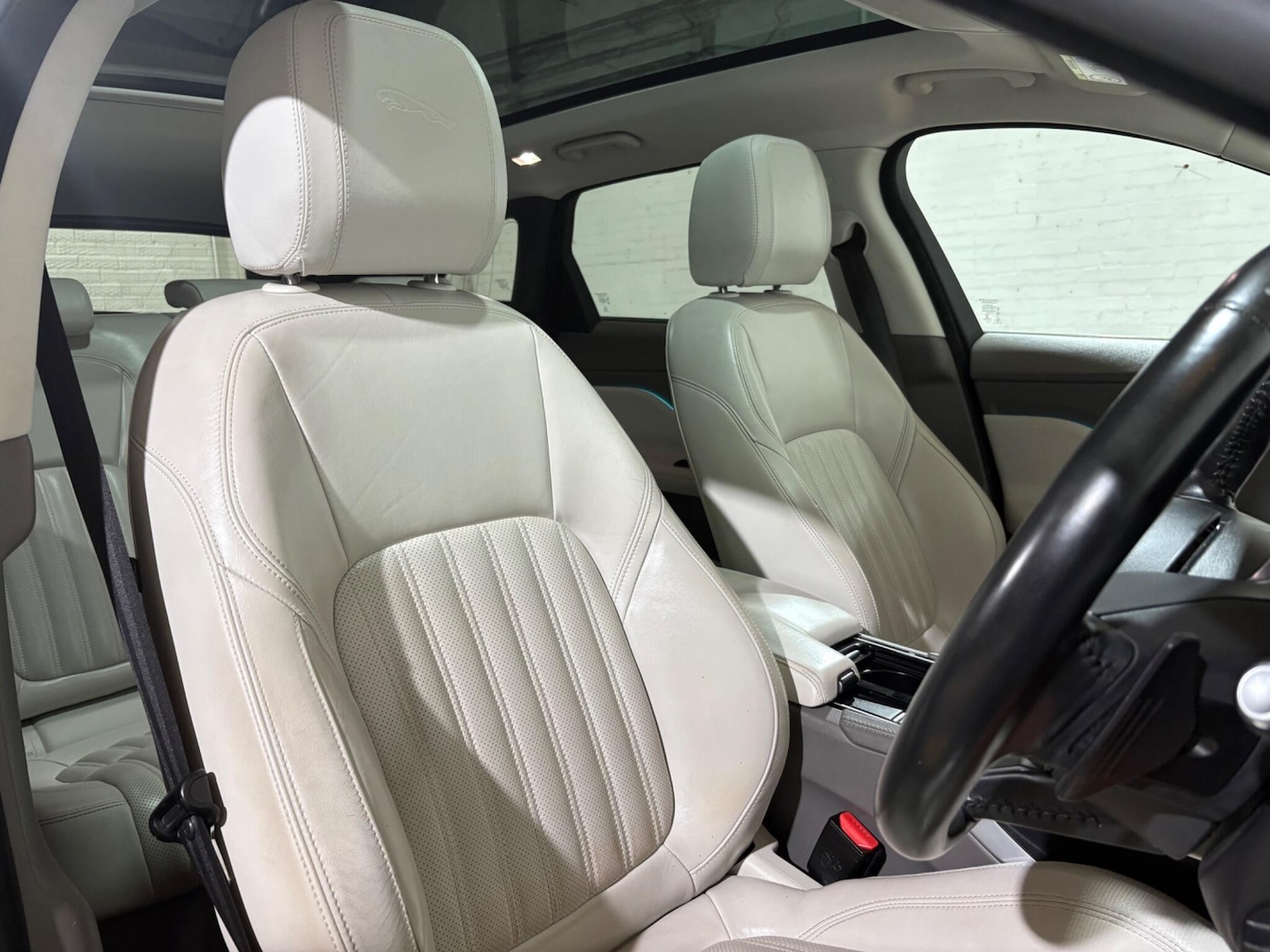 Used Jaguar F-Pace 2017 for sale - 76179801: Photo 7