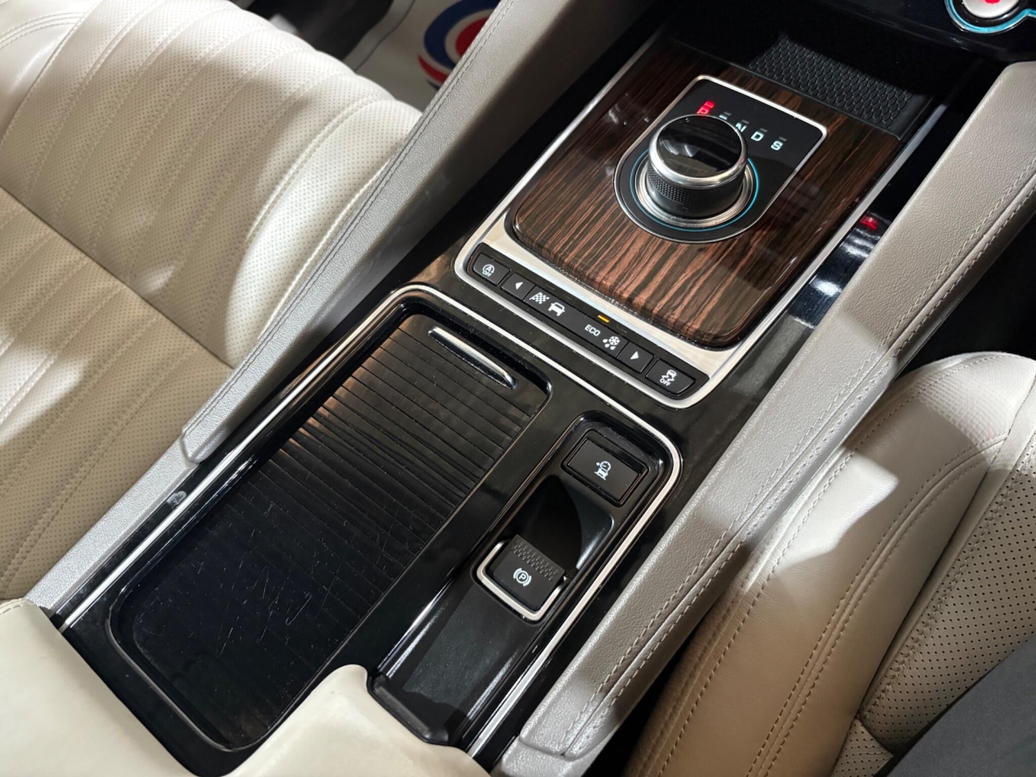 Used Jaguar F-Pace 2017 for sale - 76179801: Photo 77