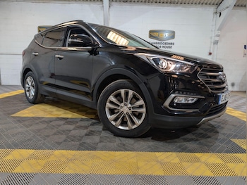 Used Hyundai Santa Fe 2016 for sale - 79520471: Photo