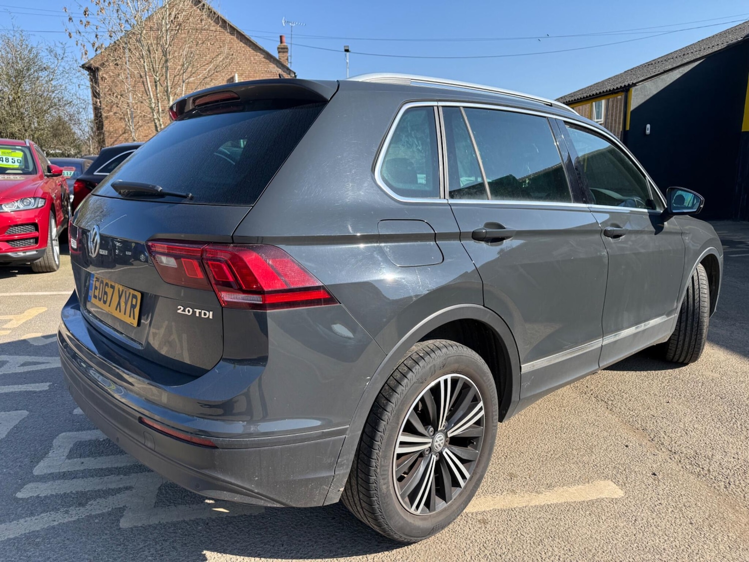 Used Volkswagen Tiguan for sale - 77769051: Photo 2