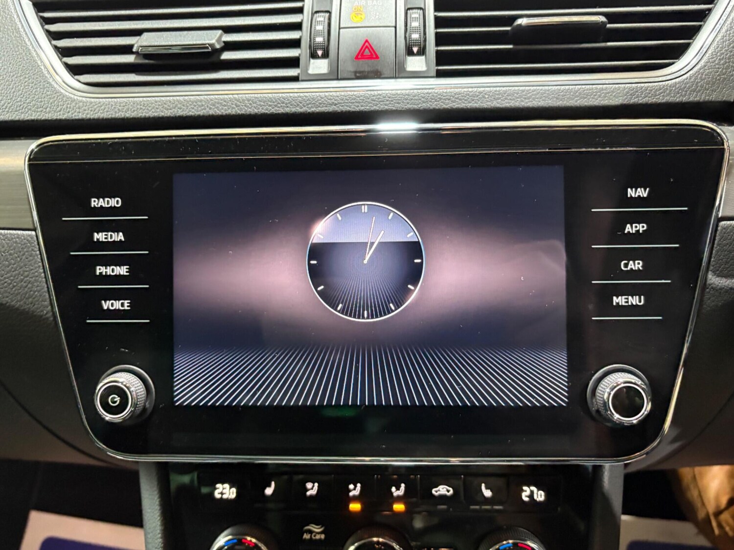 Used Skoda Superb 2022 for sale - 77029023: Photo 23