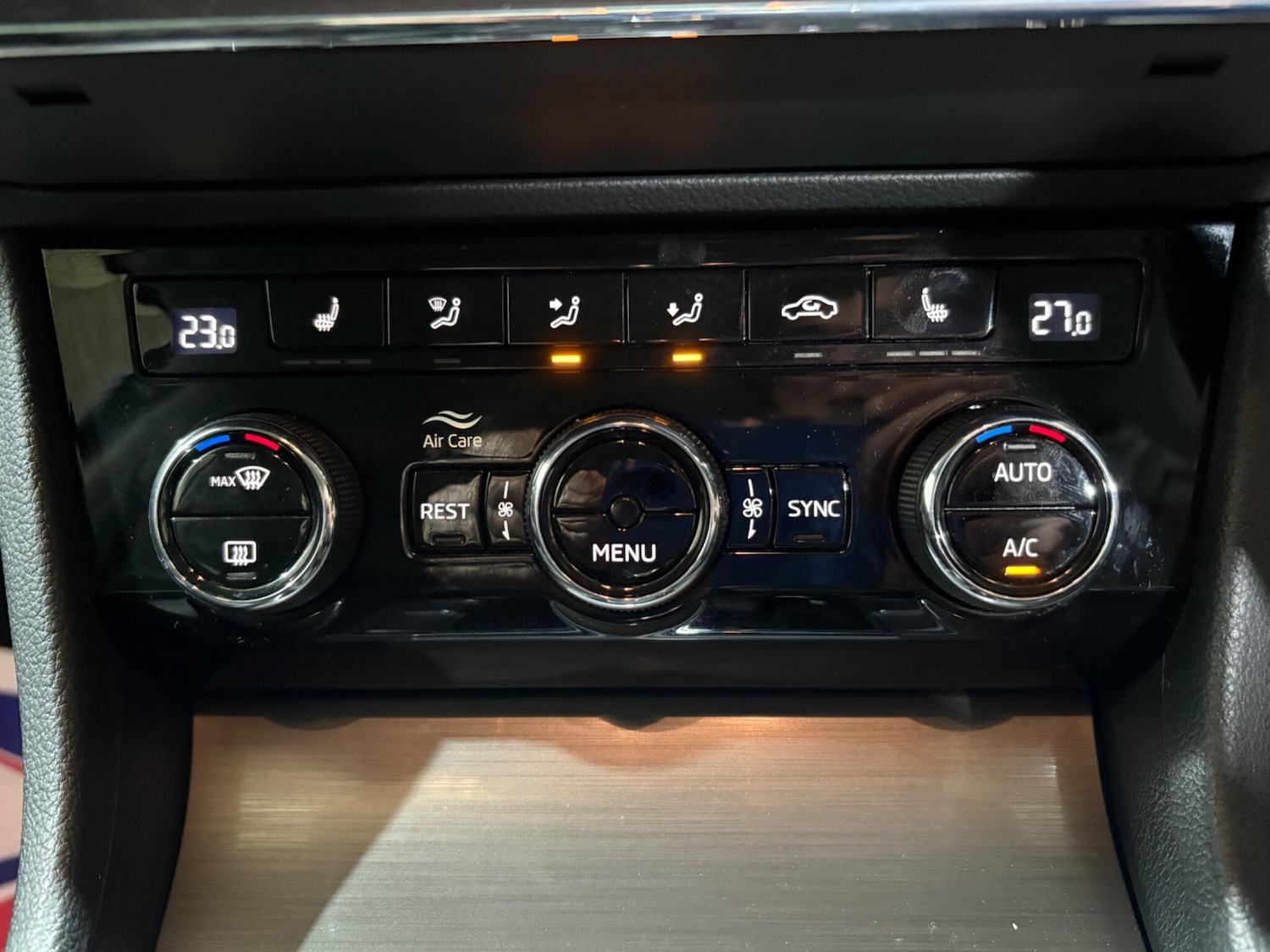 Used Skoda Superb 2022 for sale - 77029023: Photo 24