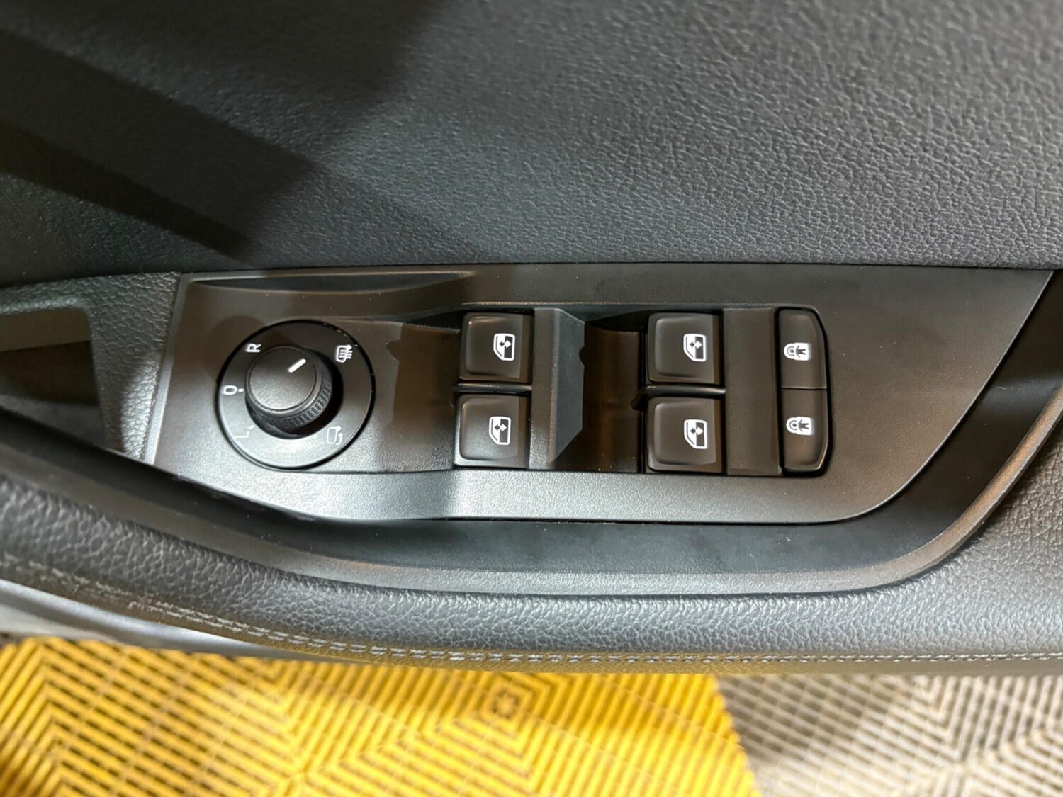 Used Skoda Superb 2022 for sale - 77029023: Photo 39