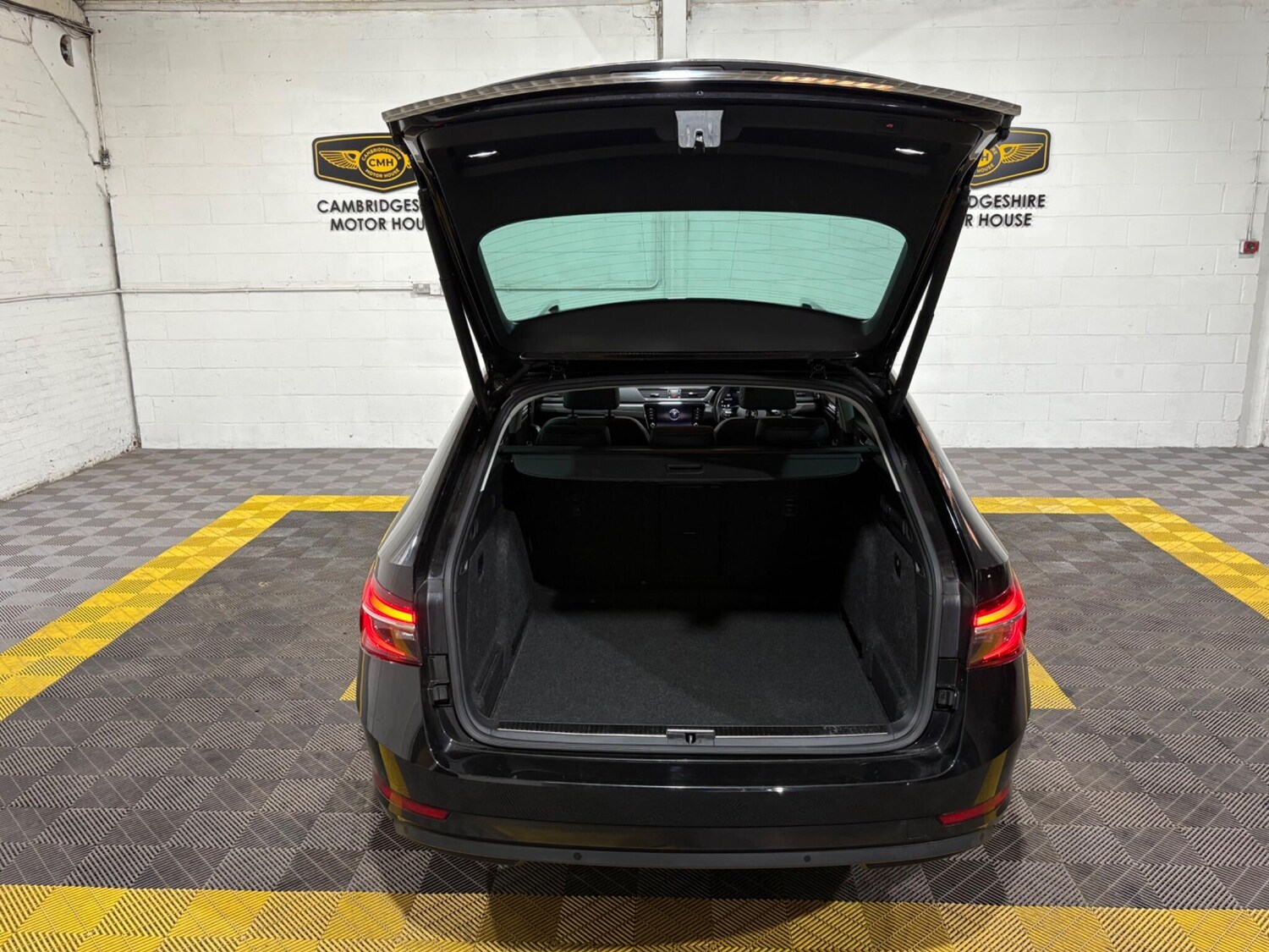 Used Skoda Superb 2022 for sale - 77029023: Photo 54