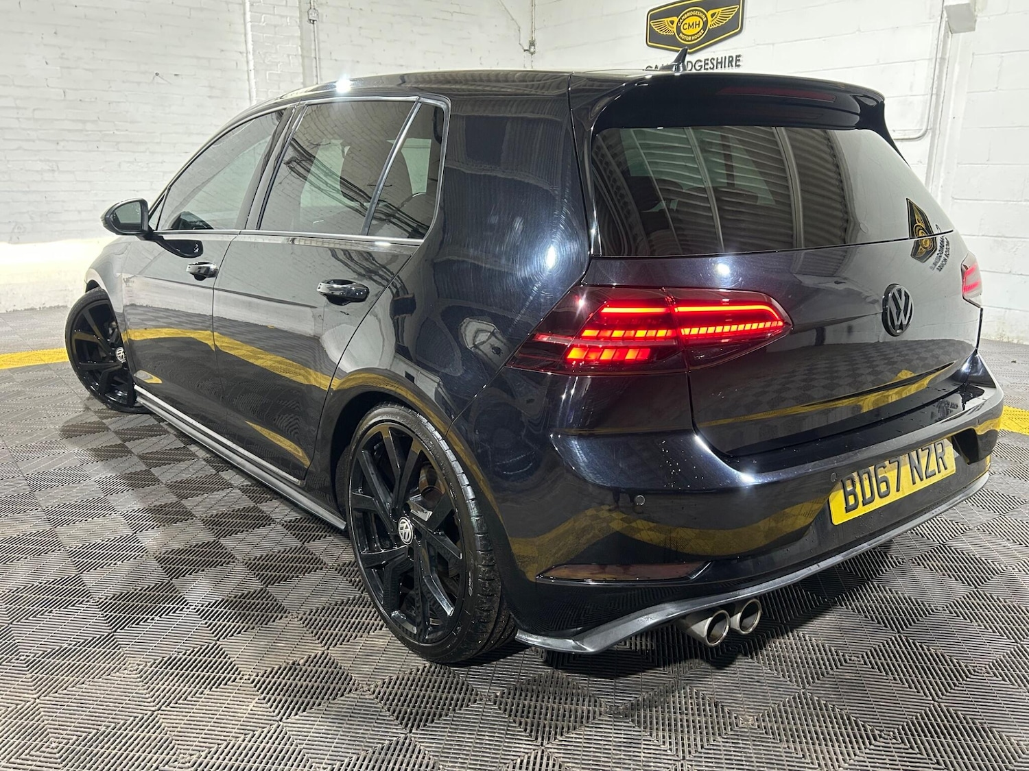 Used Volkswagen Golf 2018 for sale - 77574965: Photo 2