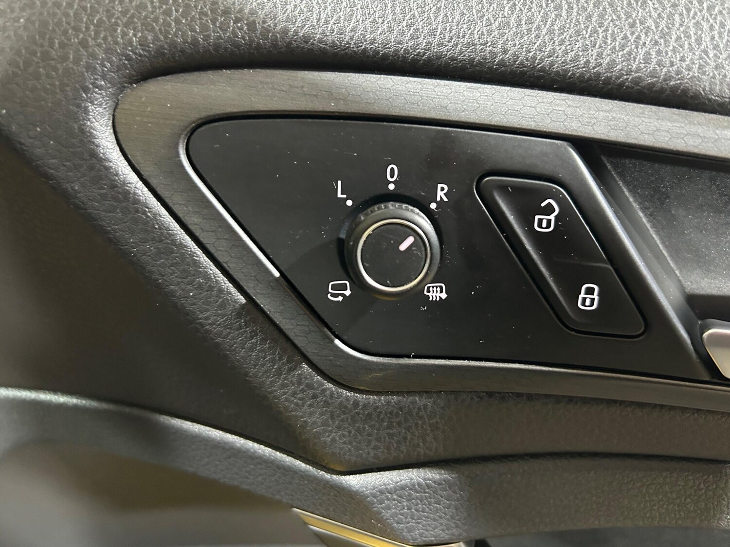 Used Volkswagen Golf 2018 for sale - 77574965: Photo 43