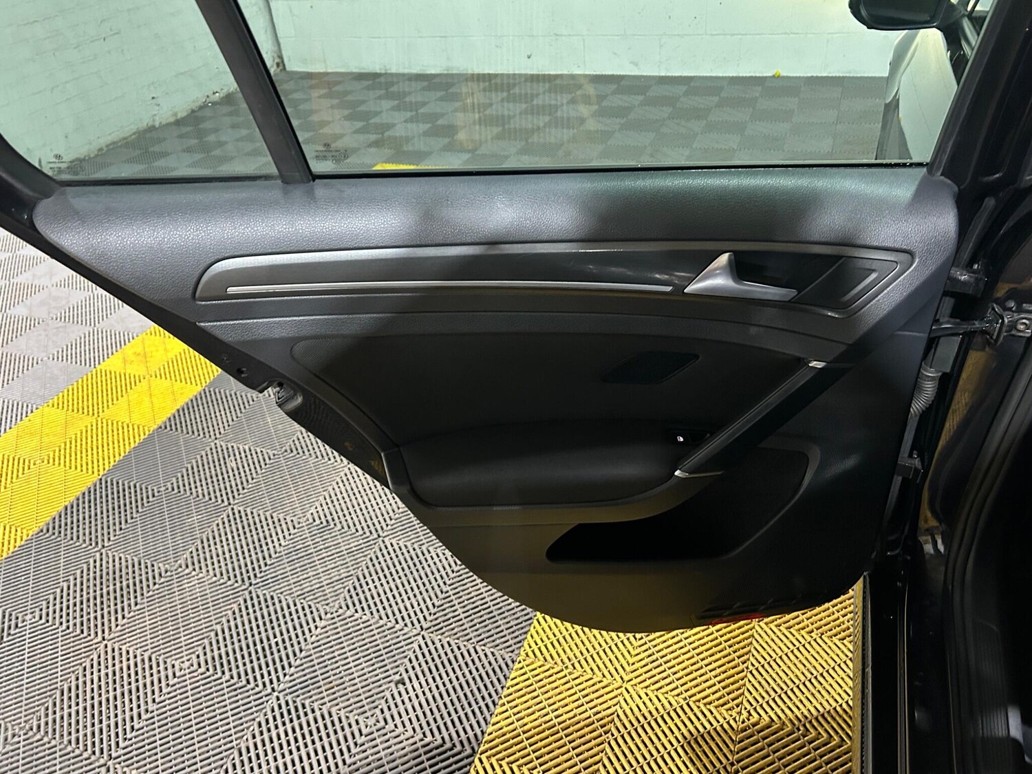 Used Volkswagen Golf 2018 for sale - 77574965: Photo 60