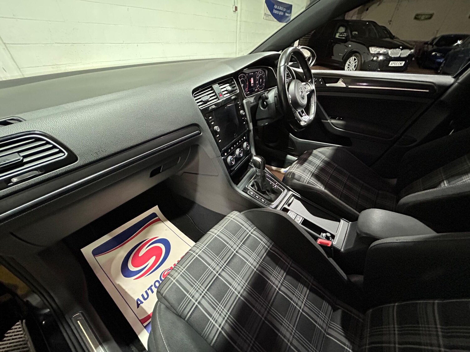 Used Volkswagen Golf 2018 for sale - 77574965: Photo 63