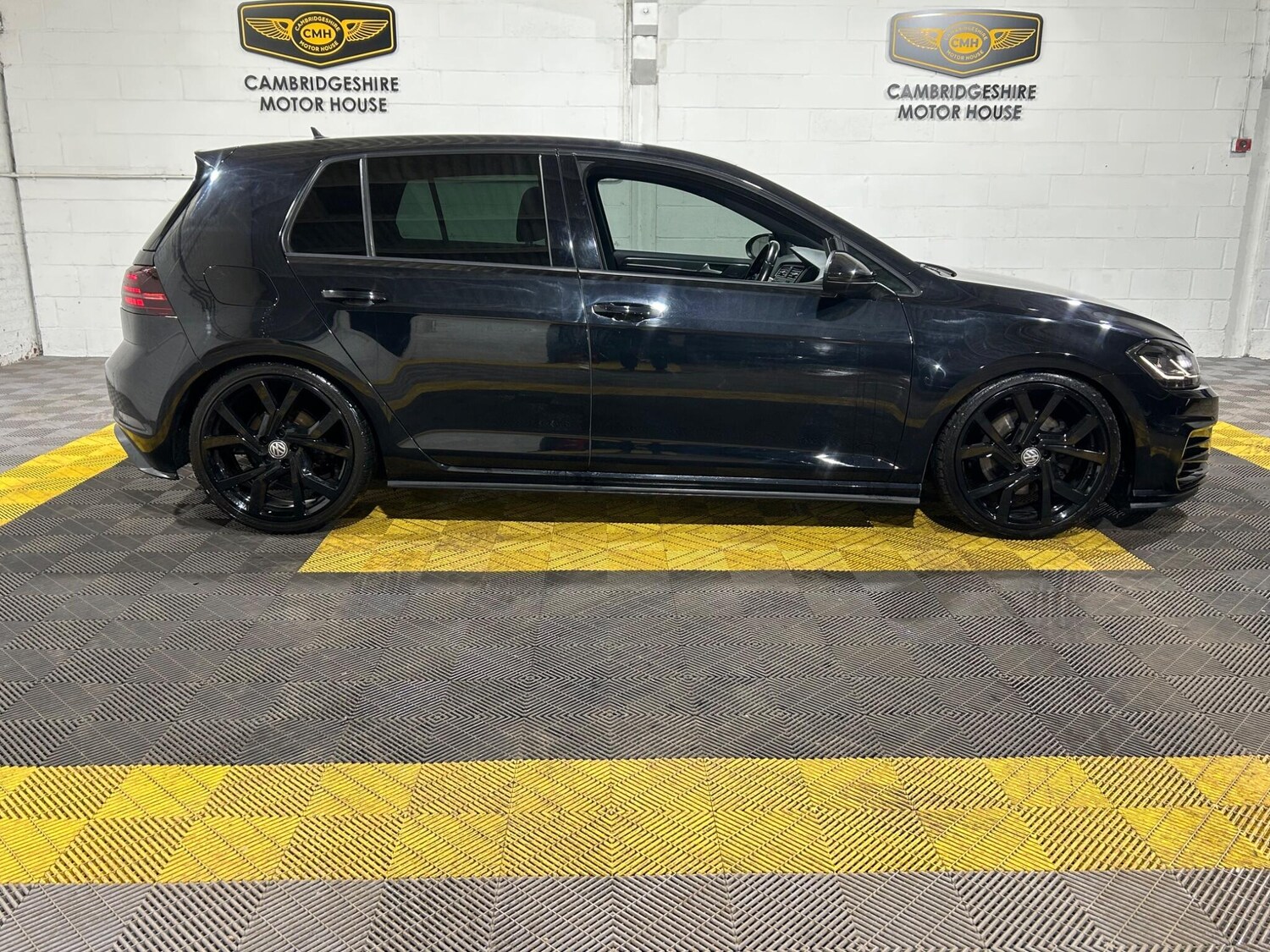 Used Volkswagen Golf 2018 for sale - 77574965: Photo 9