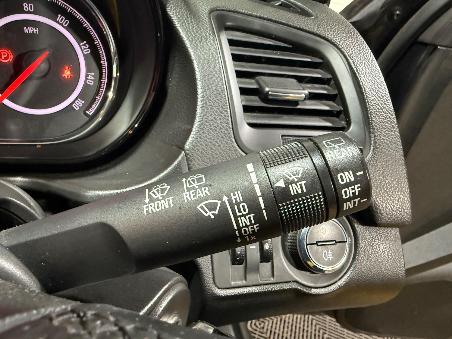 Used Vauxhall Insignia 2015 for sale - 76786780: Photo 30