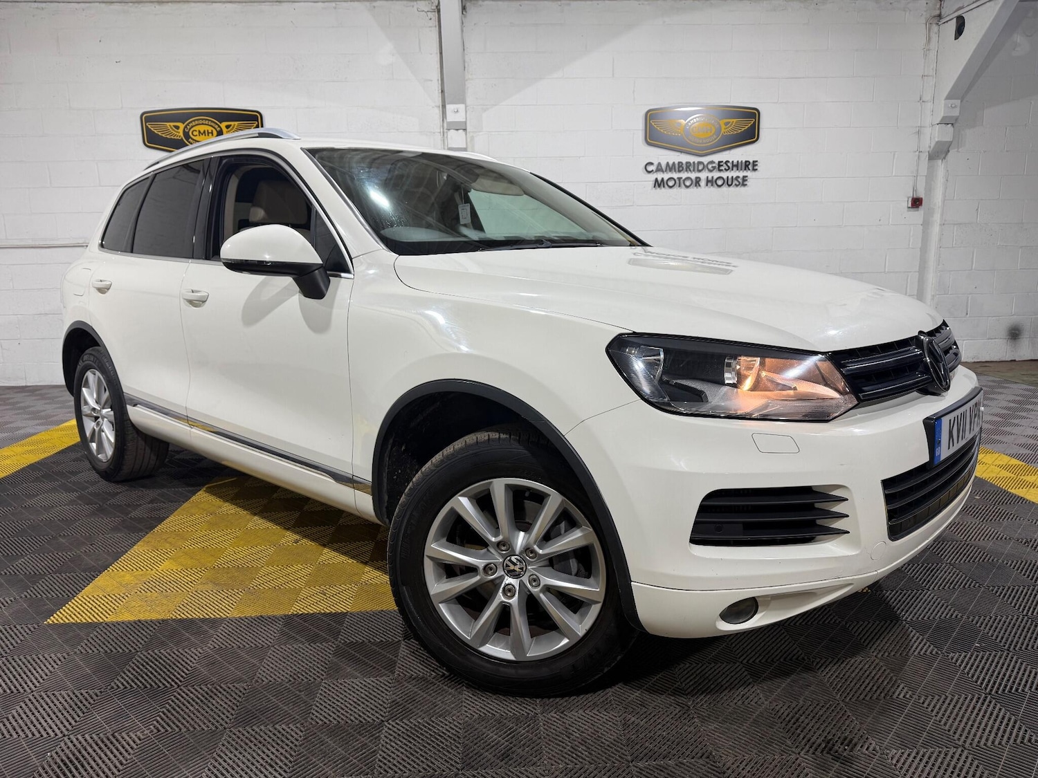 Used Volkswagen Touareg 2011 for sale - 76839356: Photo 1