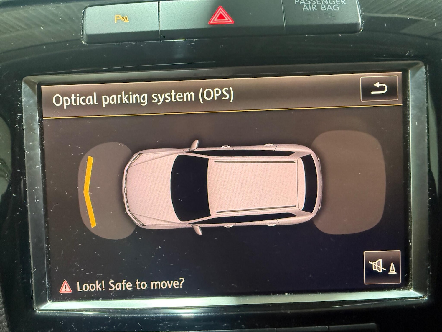 Used Volkswagen Touareg 2011 for sale - 76839356: Photo 12