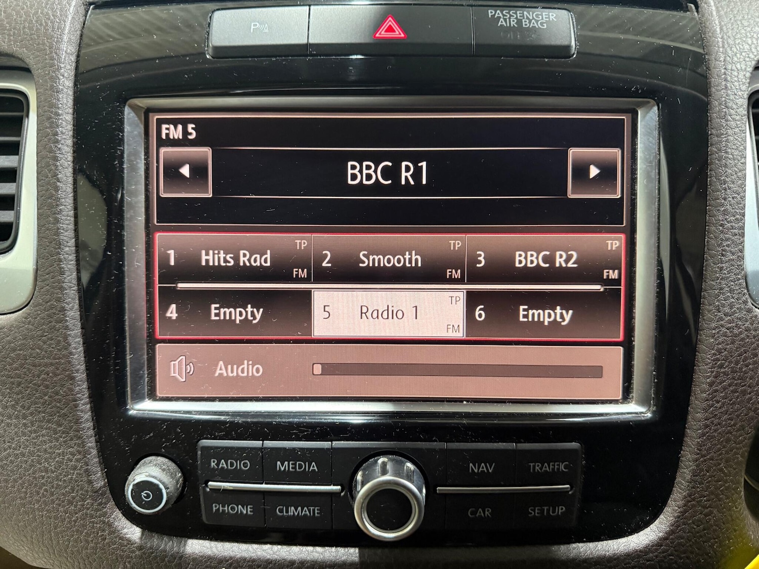 Used Volkswagen Touareg 2011 for sale - 76839356: Photo 30