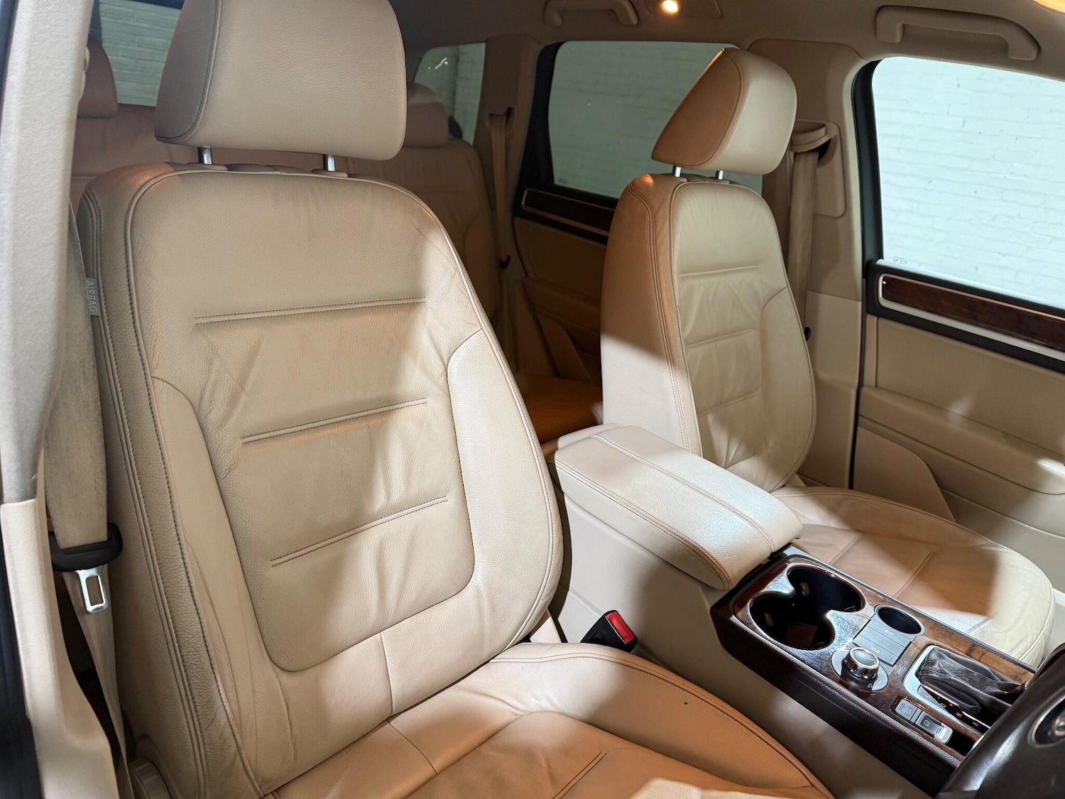 Used Volkswagen Touareg 2011 for sale - 76839356: Photo 41