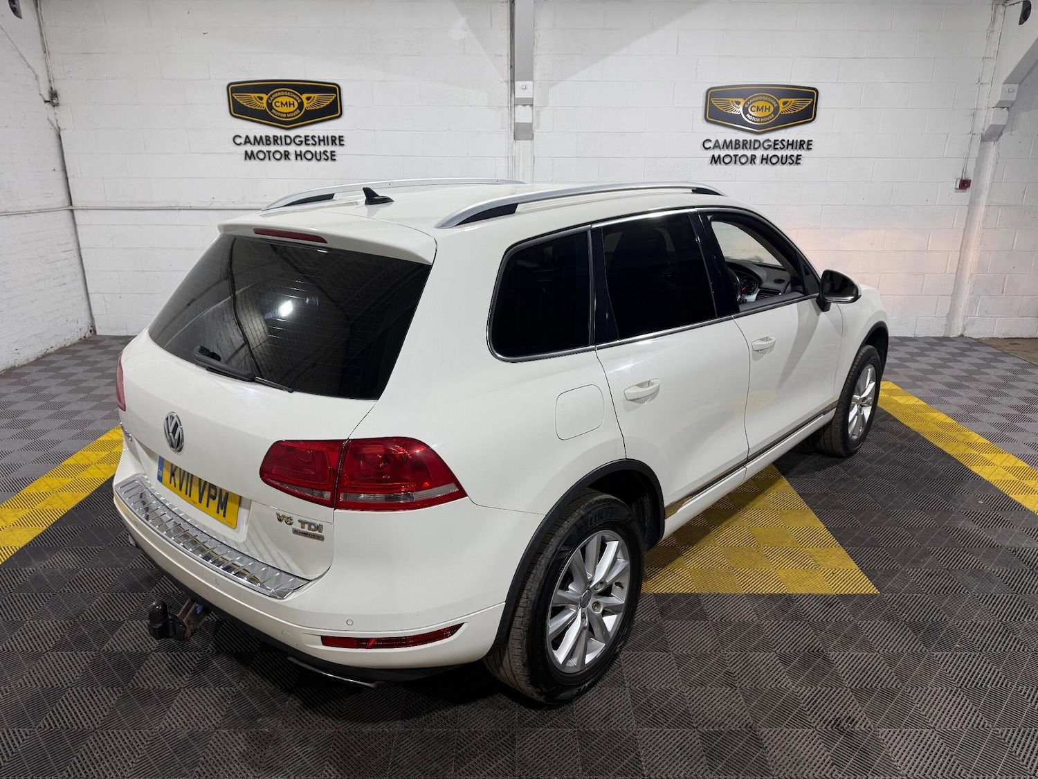 Used Volkswagen Touareg 2011 for sale - 76839356: Photo 57