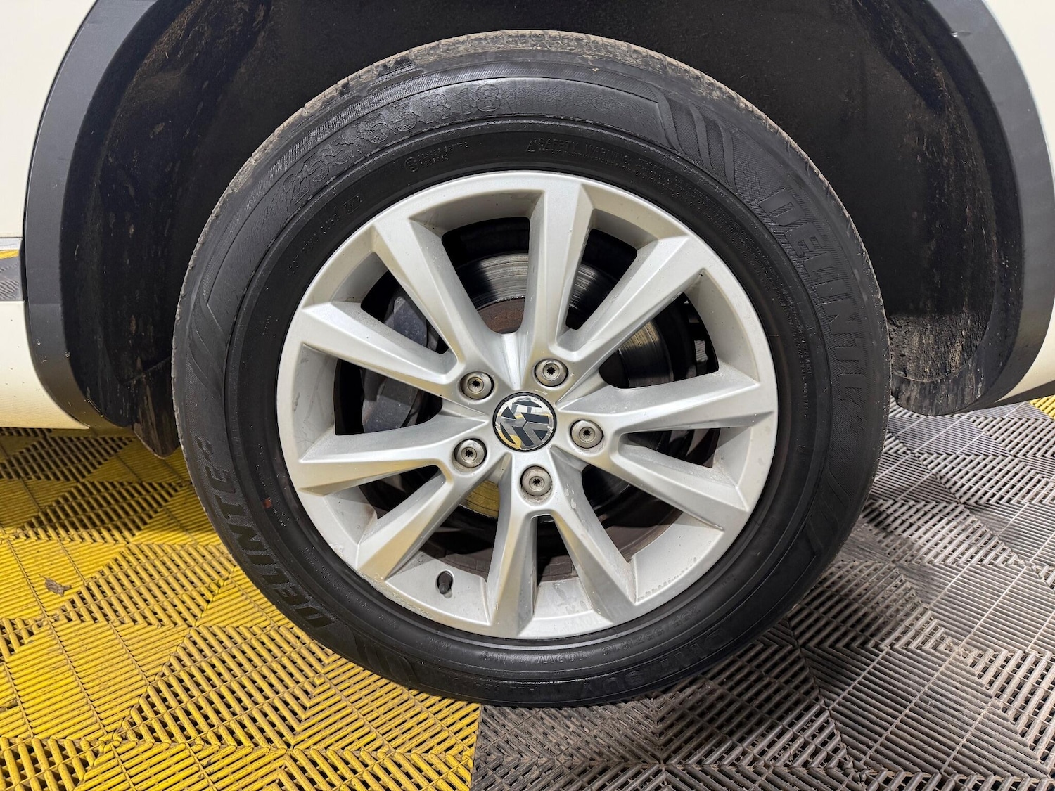 Used Volkswagen Touareg 2011 for sale - 76839356: Photo 61