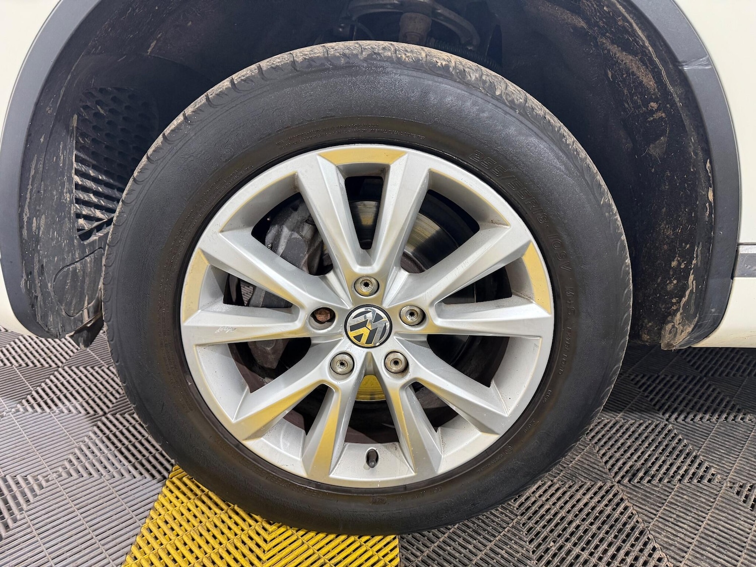 Used Volkswagen Touareg 2011 for sale - 76839356: Photo 63