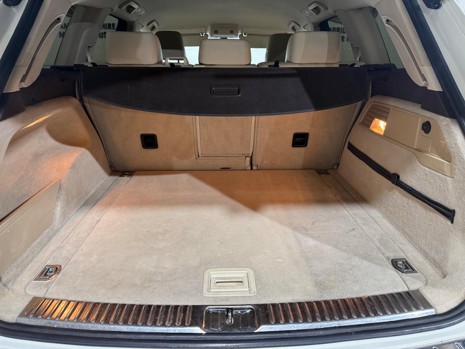 Used Volkswagen Touareg 2011 for sale - 76839356: Photo 71