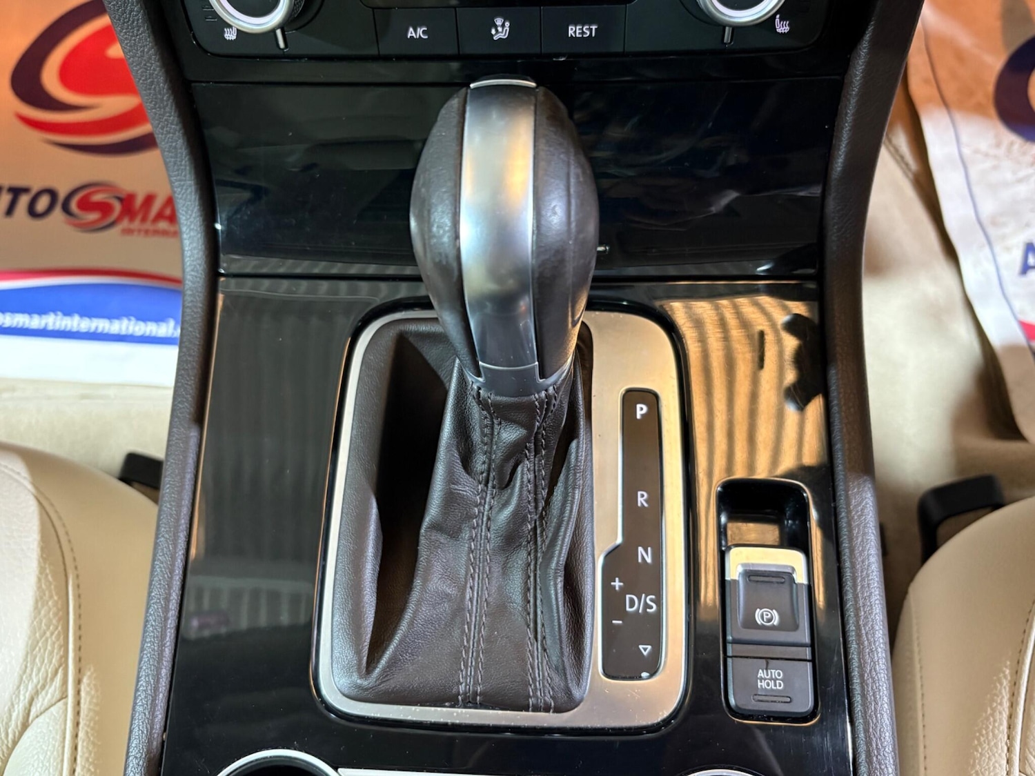 Used Volkswagen Touareg 2015 for sale - 76839744: Photo 22