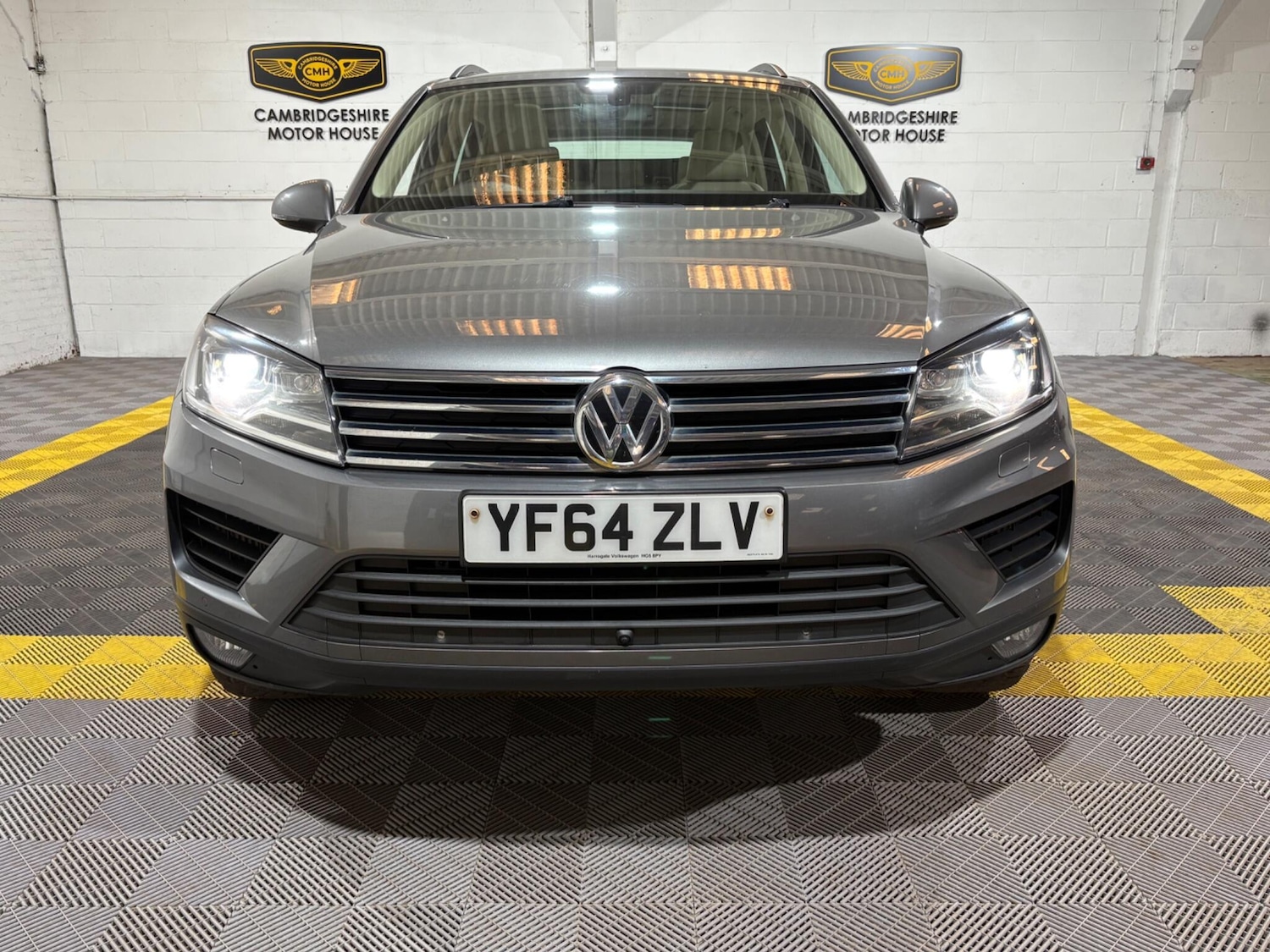 Used Volkswagen Touareg 2015 for sale - 76839744: Photo 44