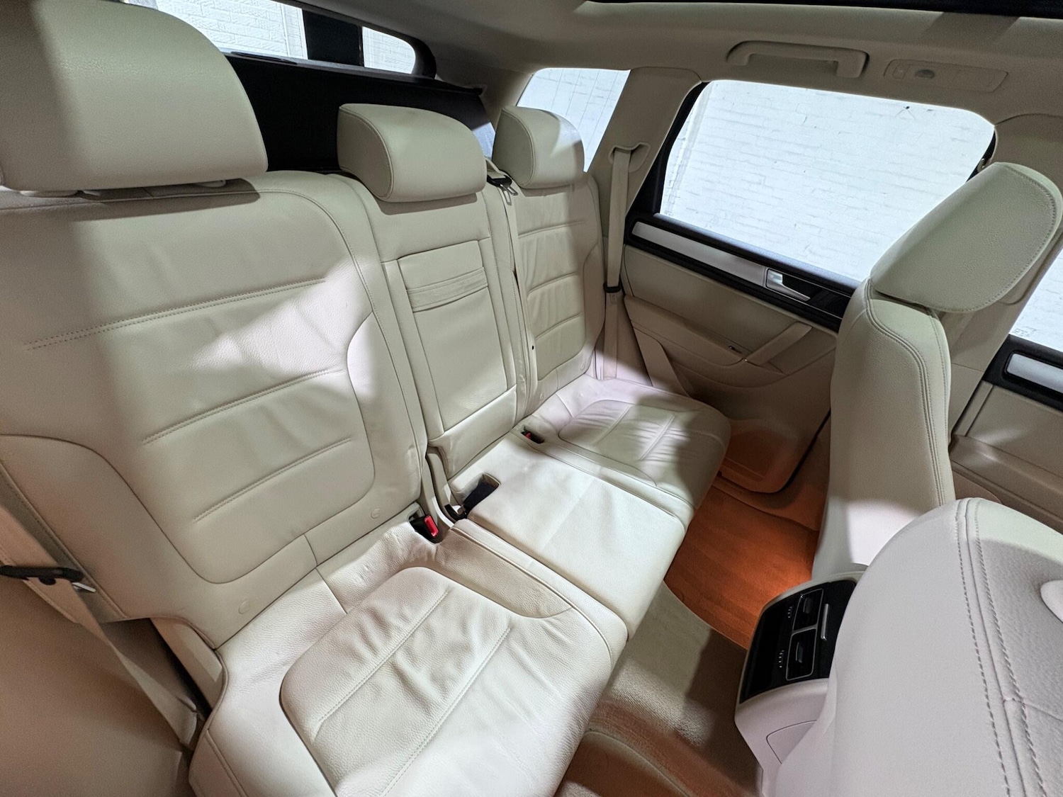 Used Volkswagen Touareg 2015 for sale - 76839744: Photo 53