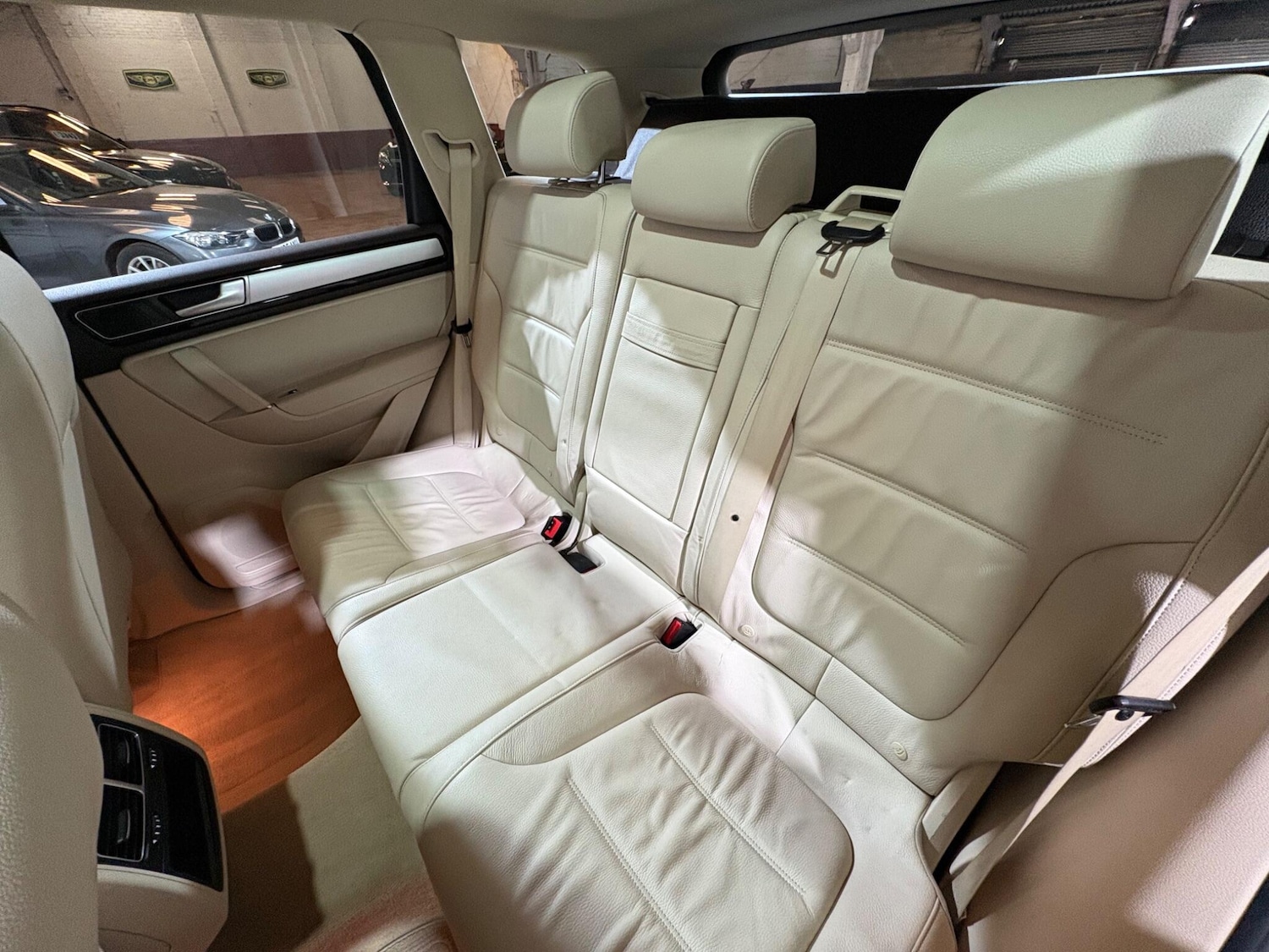 Used Volkswagen Touareg 2015 for sale - 76839744: Photo 63