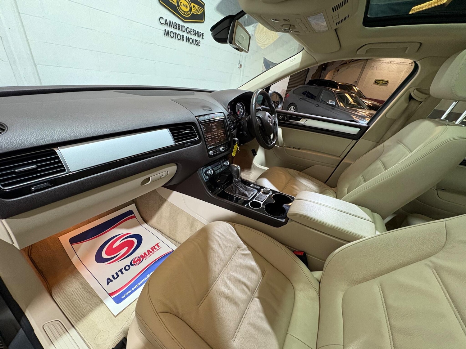 Used Volkswagen Touareg 2015 for sale - 76839744: Photo 70