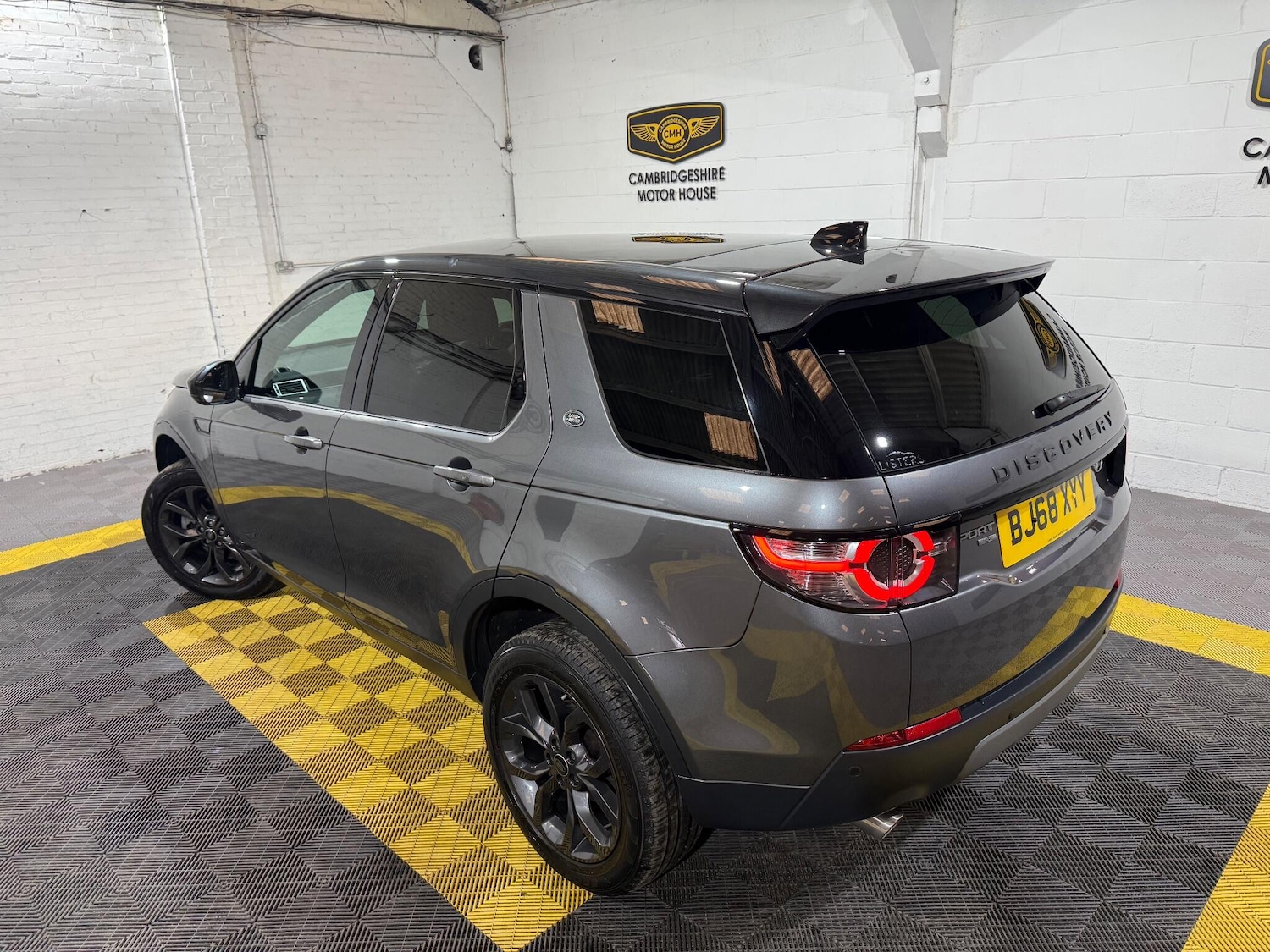 Used Land Rover Discovery Sport 2018 for sale - 76307872: Photo 13