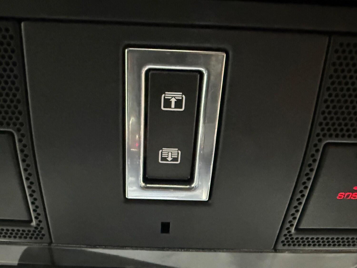 Used Land Rover Discovery Sport 2018 for sale - 76307872: Photo 14