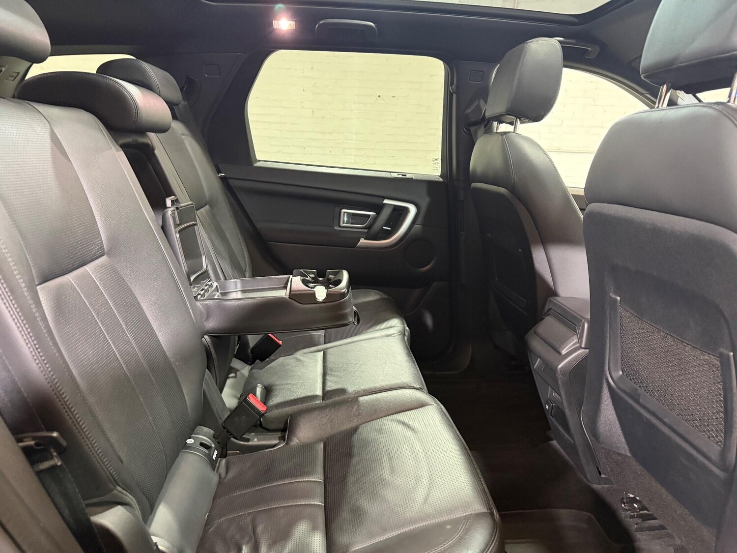 Used Land Rover Discovery Sport 2018 for sale - 76307872: Photo 45