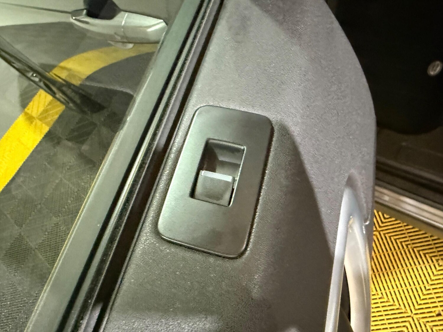 Used Land Rover Discovery Sport 2018 for sale - 76307872: Photo 56